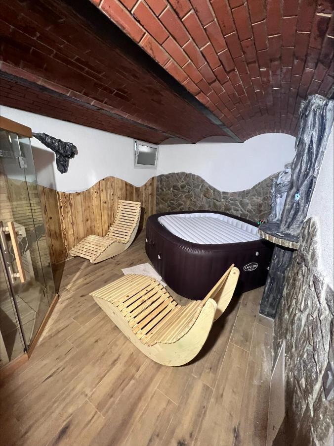 Domacija Paternoster Hotell Litija Eksteriør bilde