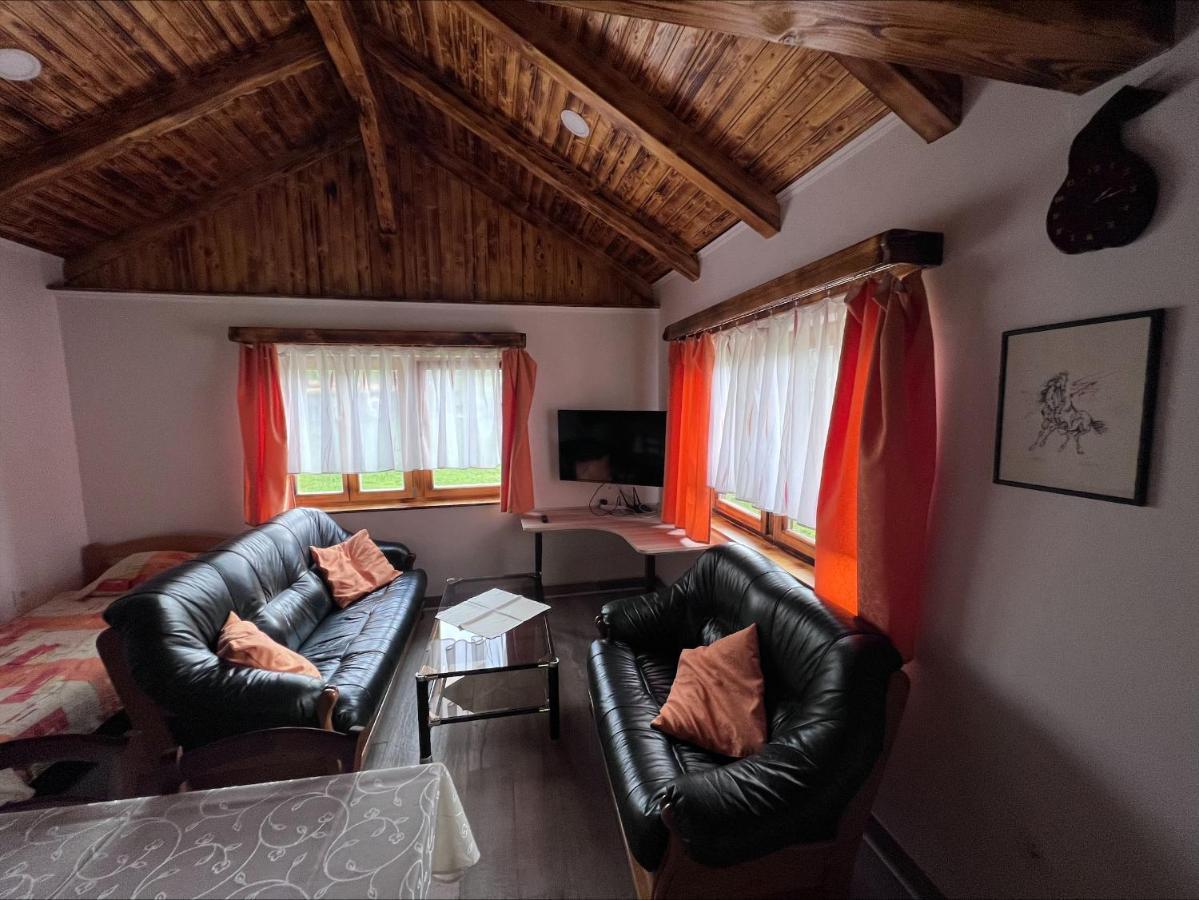 Domacija Paternoster Hotell Litija Eksteriør bilde